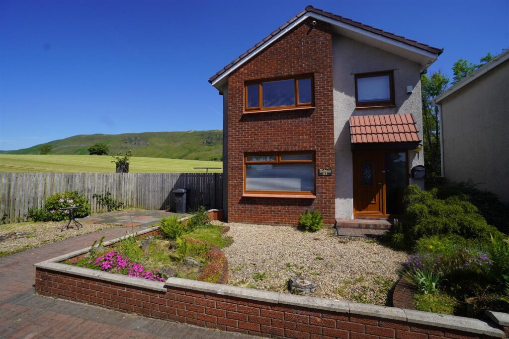 53 Craighton Gardens, Lennoxtown, G66 7NX