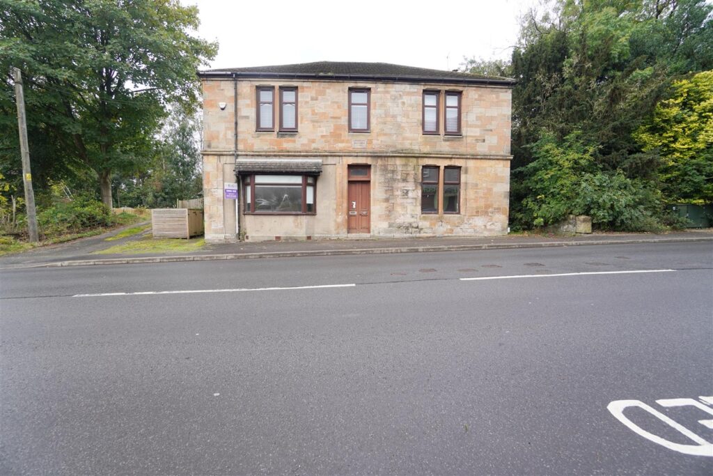 Main Street, Torrance, Glasgow