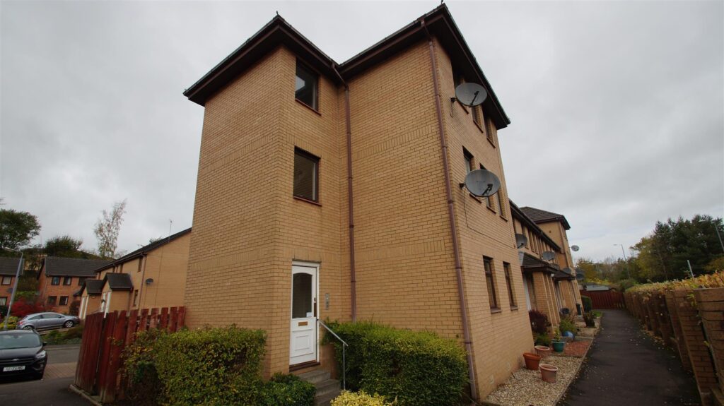 Broomfield Walk, Kirkintilloch